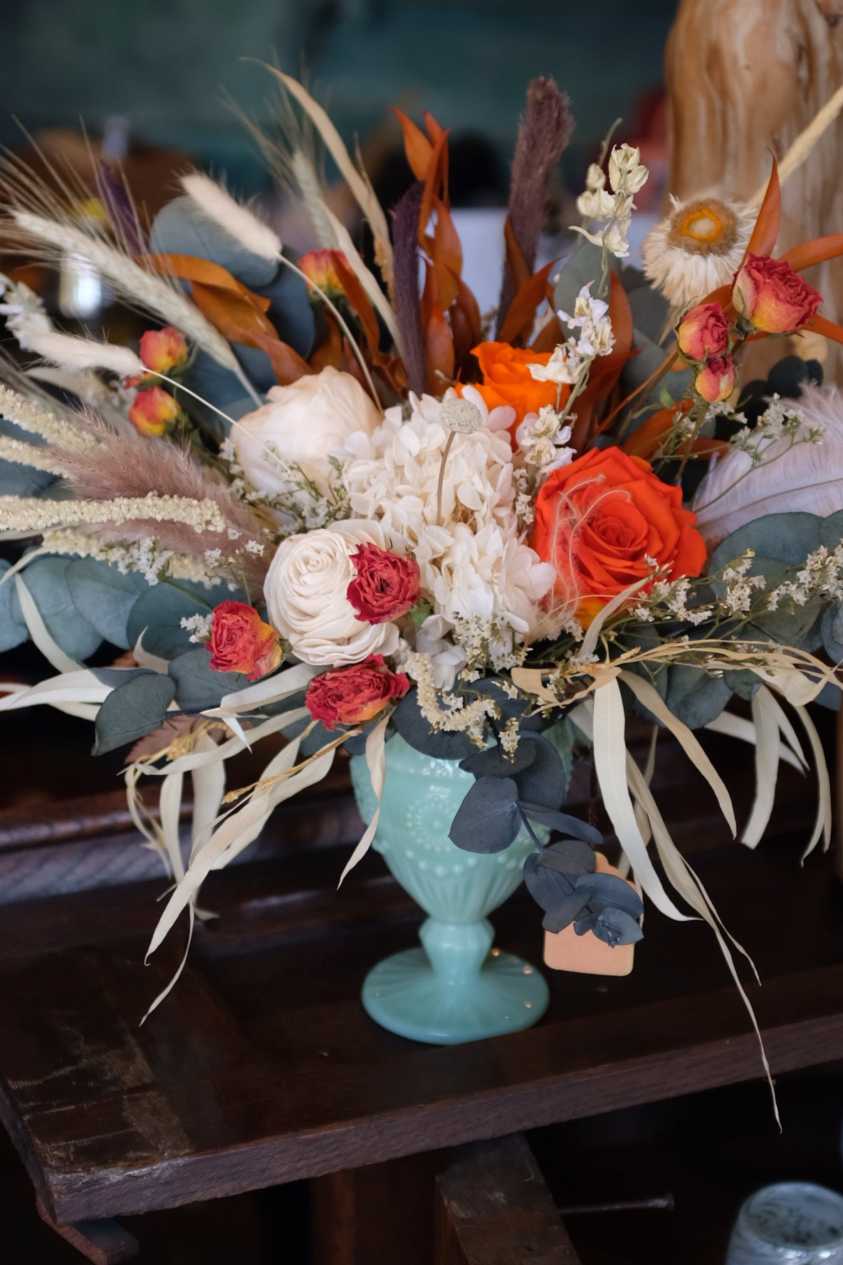 Mother Goose
Dried & Preserved Floral Arrangement